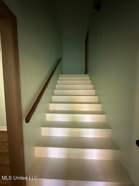 1717 Robinson Street Natchez, MS 39120 - Photo 7 of 17 IMG_9984