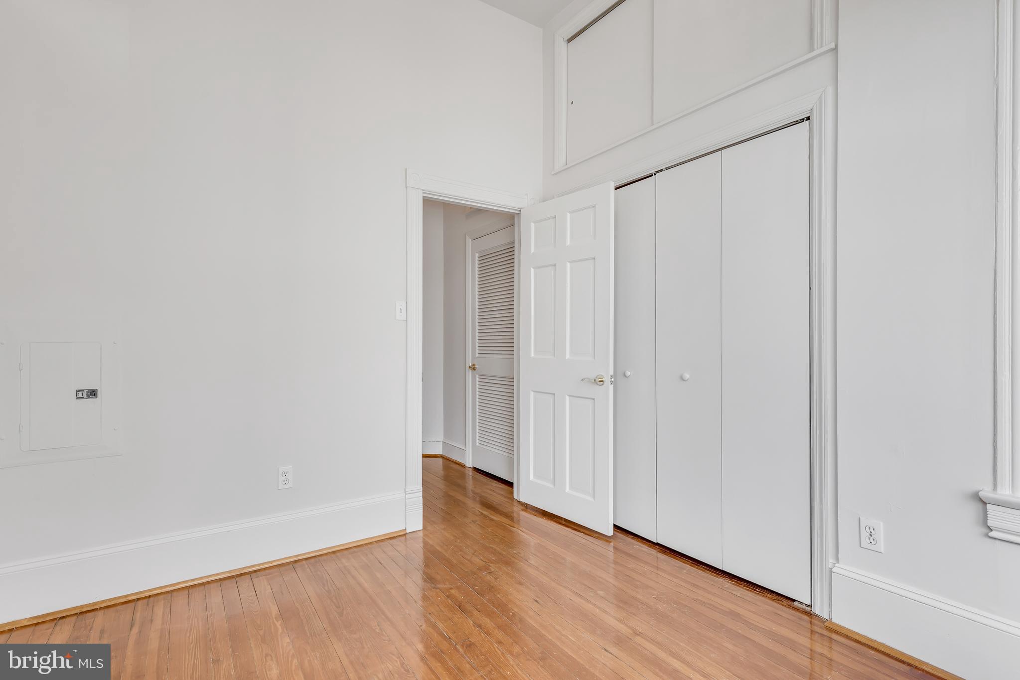 17 4th Street Southeast Washington, DC 20003 - Photo 11 of 52 Unit 1