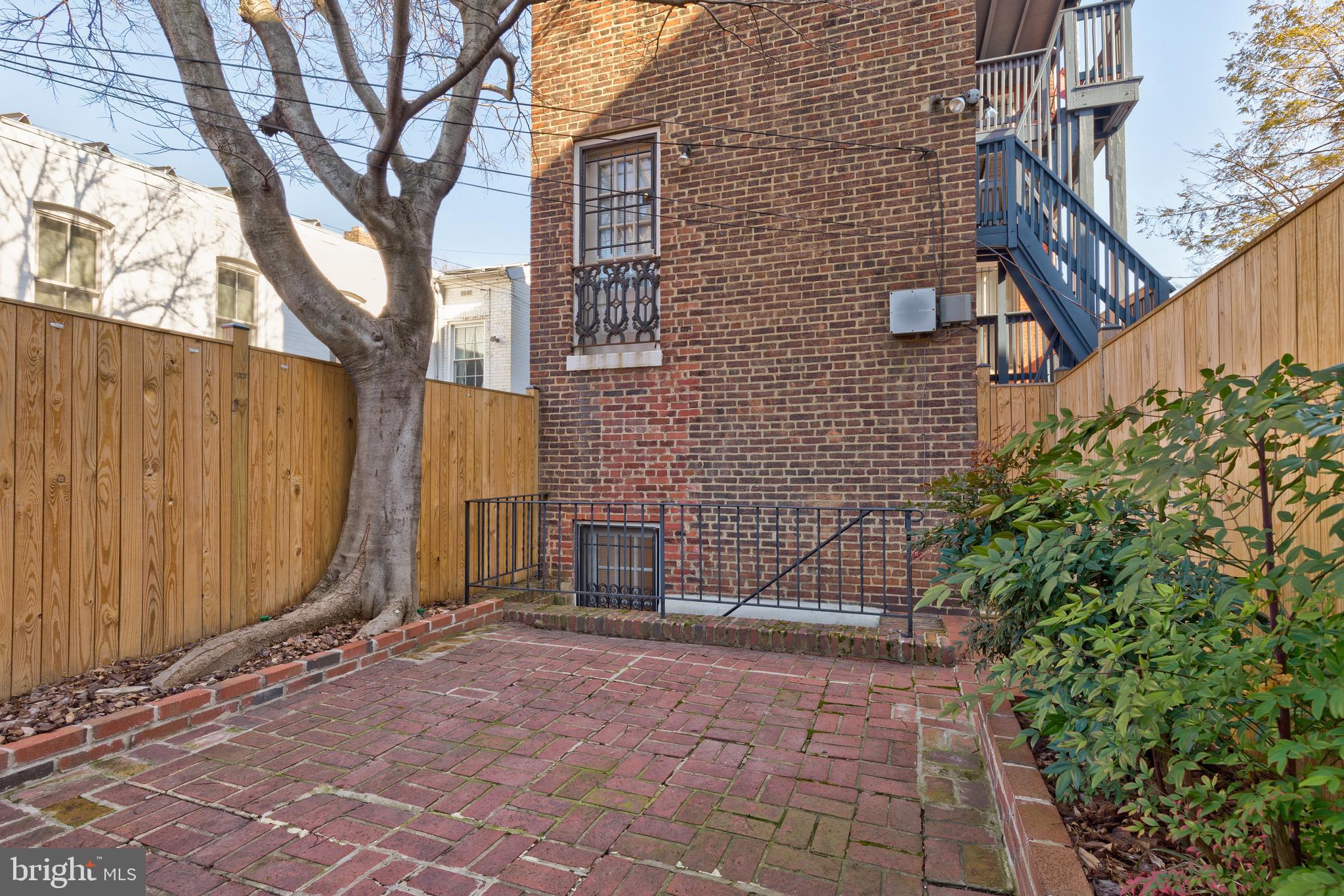 17 4th Street Southeast Washington, DC 20003 - Photo 19 of 52 Unit 1