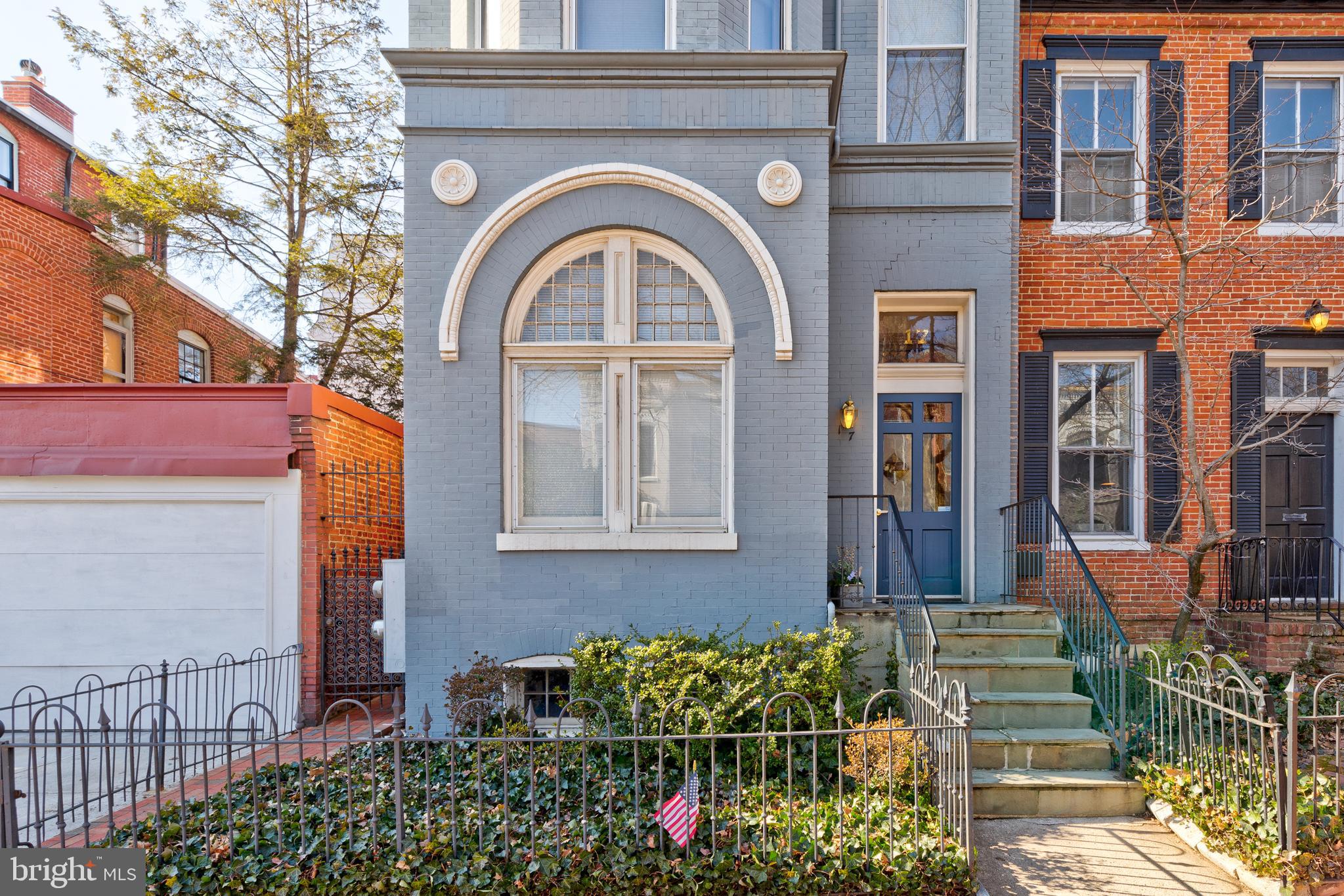 17 4th Street Southeast Washington, DC 20003 - Photo 3 of 52 Gallery Image 3