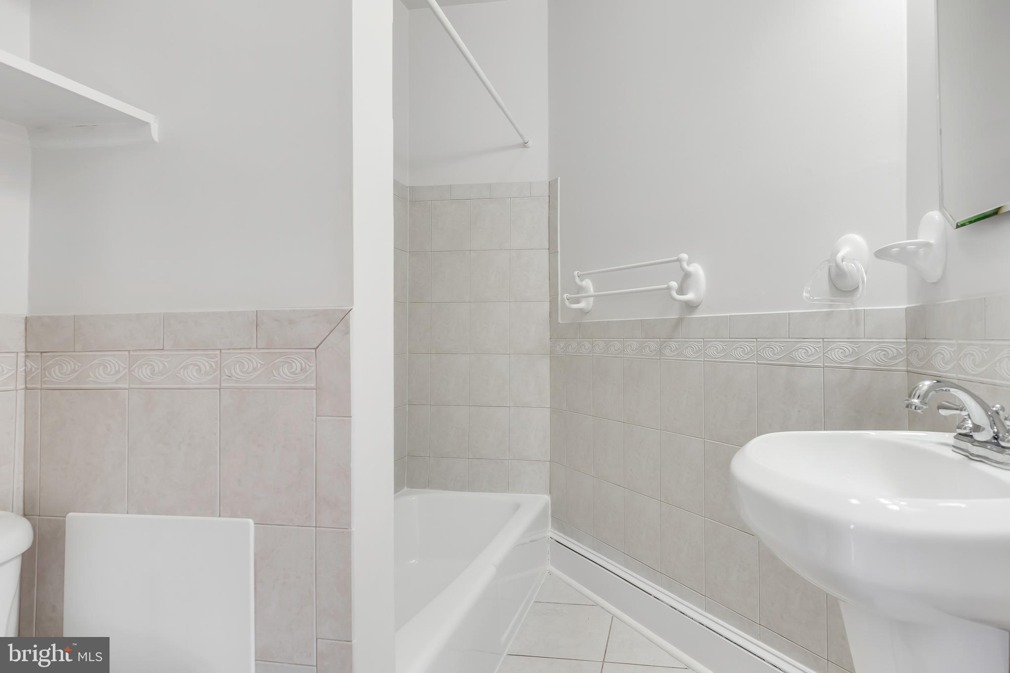 17 4th Street Southeast Washington, DC 20003 - Photo 28 of 52 Unit 2