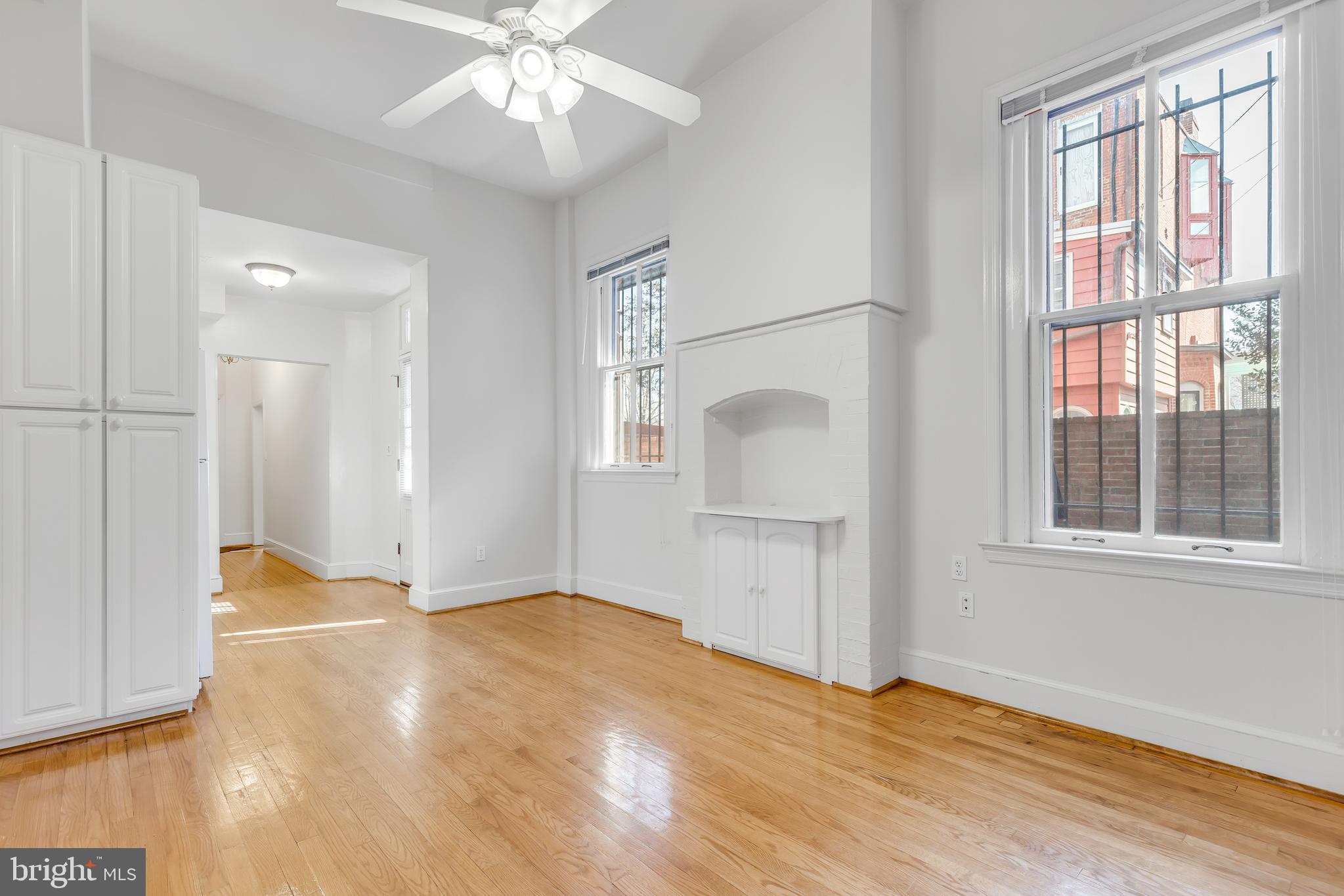17 4th Street Southeast Washington, DC 20003 - Photo 5 of 52 Unit 1