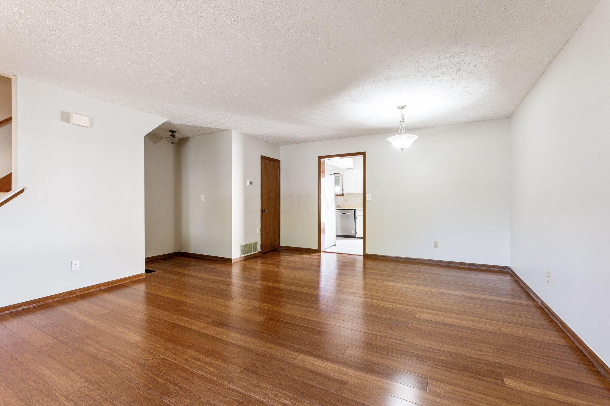 5277 Timberline Road, Unit 148 Columbus, OH 43220 - Photo 13 of 43 5277 Timberline Road (Interior)-5