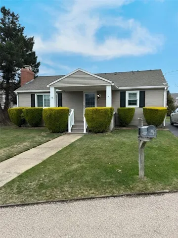 $2,500 | 6 Redwood Drive, Narragansett, RI 02882