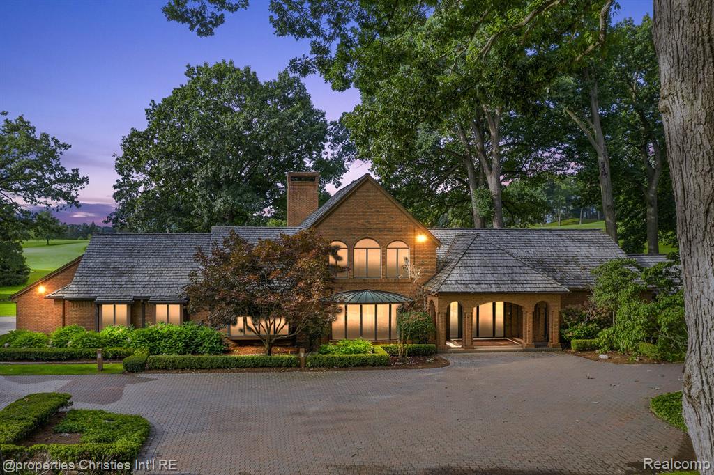 1895 Rathmor Road Bloomfield Hills, MI 48304 - Photo 1 of 58