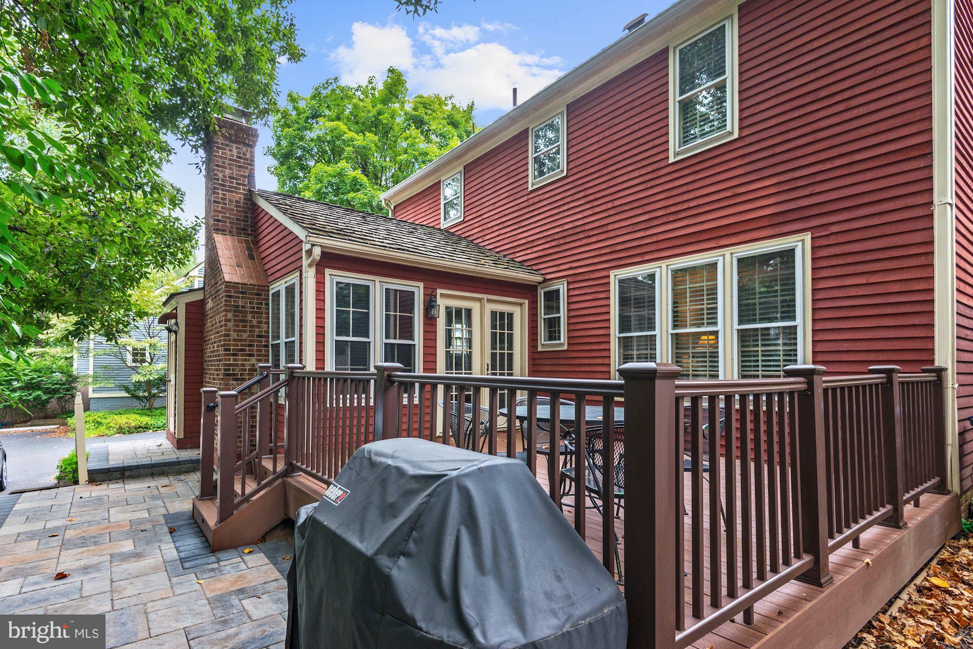 2075 Cobblestone Lane Reston, VA 20191 - Photo 25 of 26 Patio