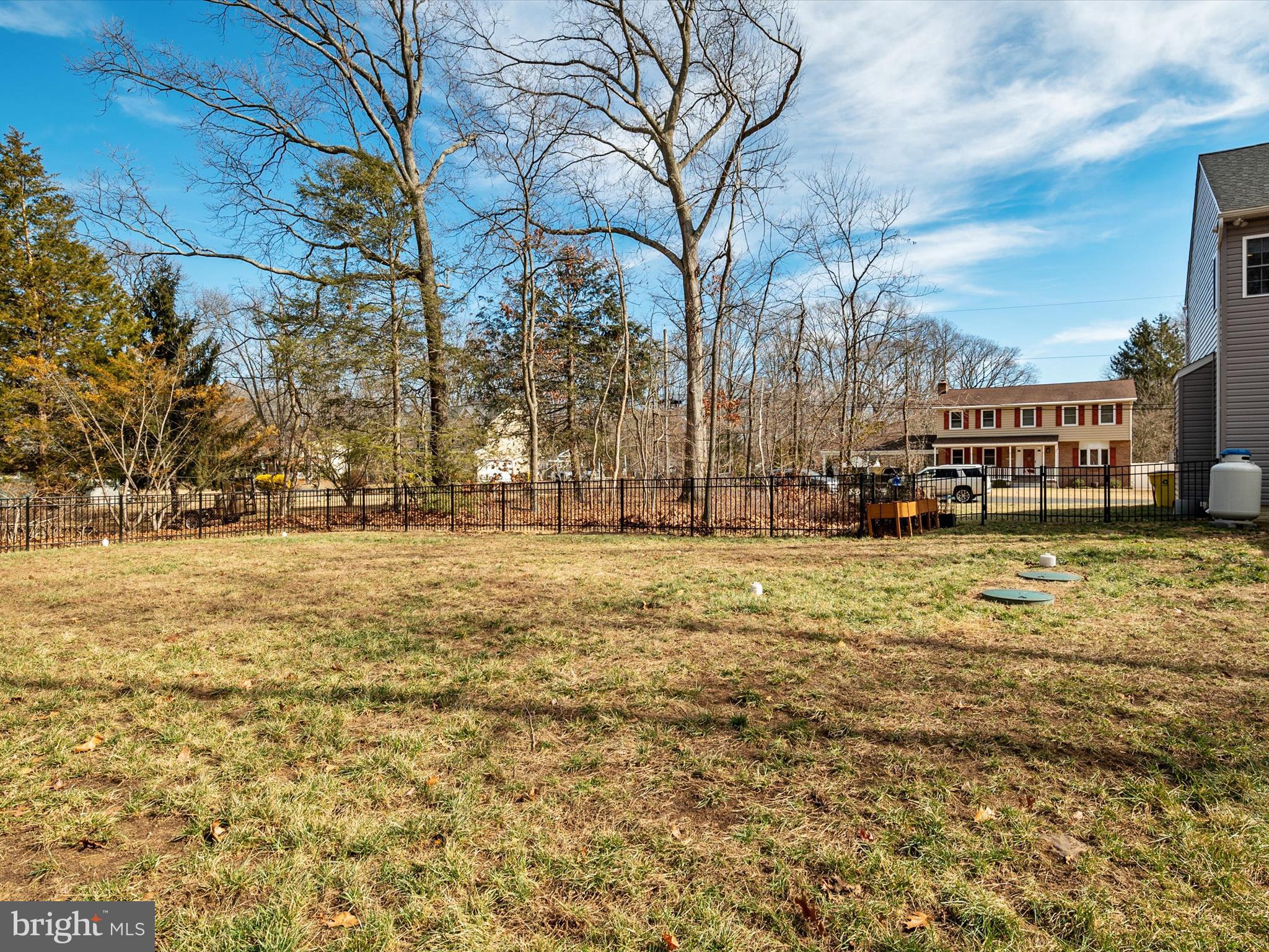 8412 Maryland Road Pasadena, MD 21122 - Photo 50 of 61 a view of yard with trees