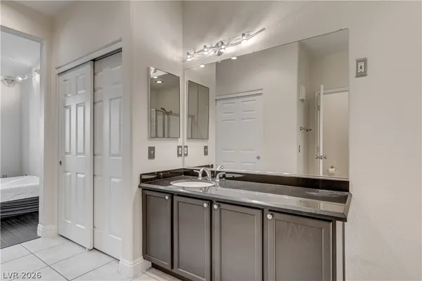 $2,195 | 804 Peachy Canyon Circle, Unit 201, Las Vegas, NV 89144