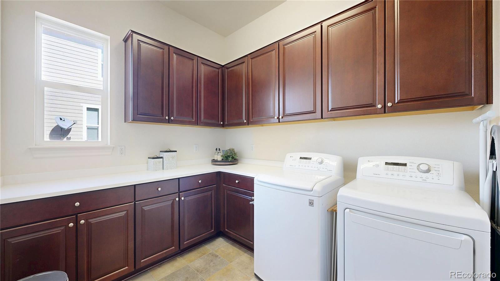 8465 Poppy Street Arvada, CO 80007 - Photo 25 of 47