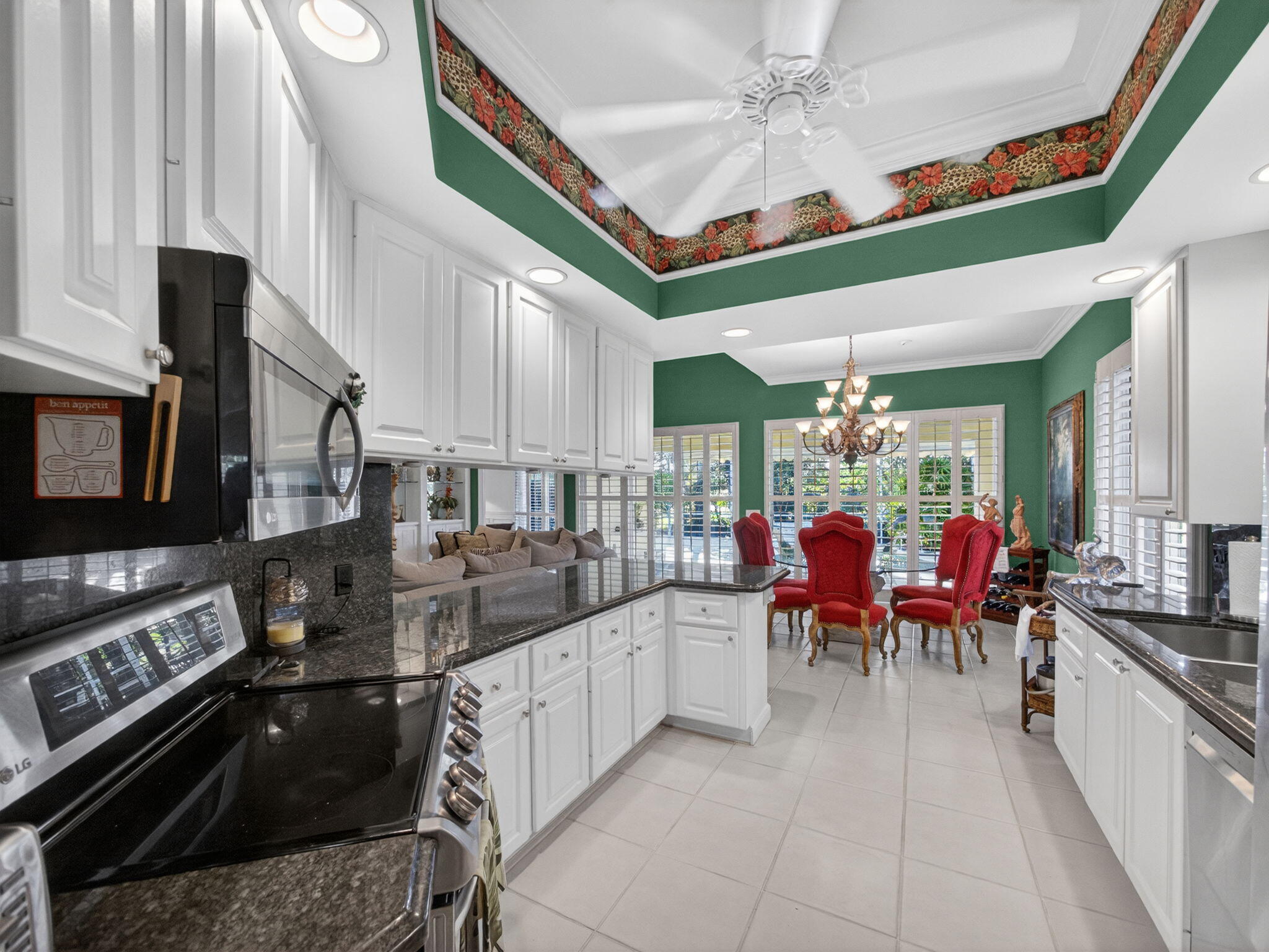 1590 Southwest Balmoral Trace Stuart, FL 34997 - Photo 12 of 38 Kitchen