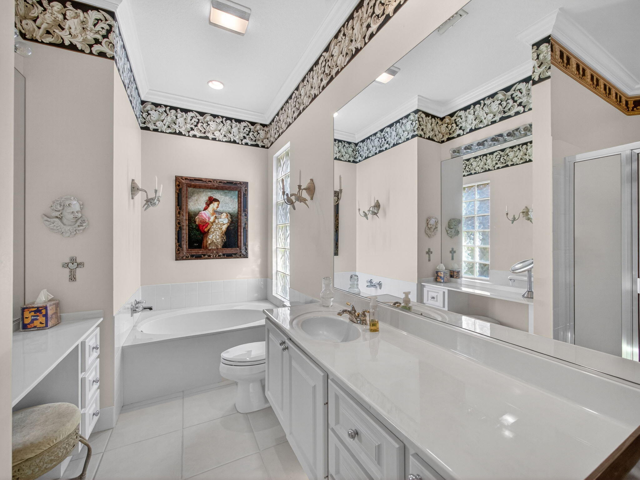 1590 Southwest Balmoral Trace Stuart, FL 34997 - Photo 23 of 38 Primary Bathroom