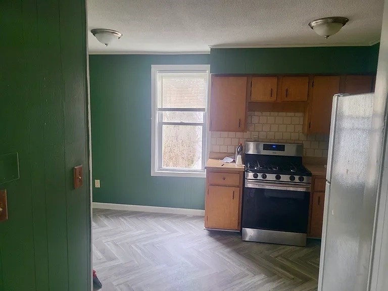 95 Flint Street, Unit 2 Fall River, MA 02723 - Photo 2 of 7
