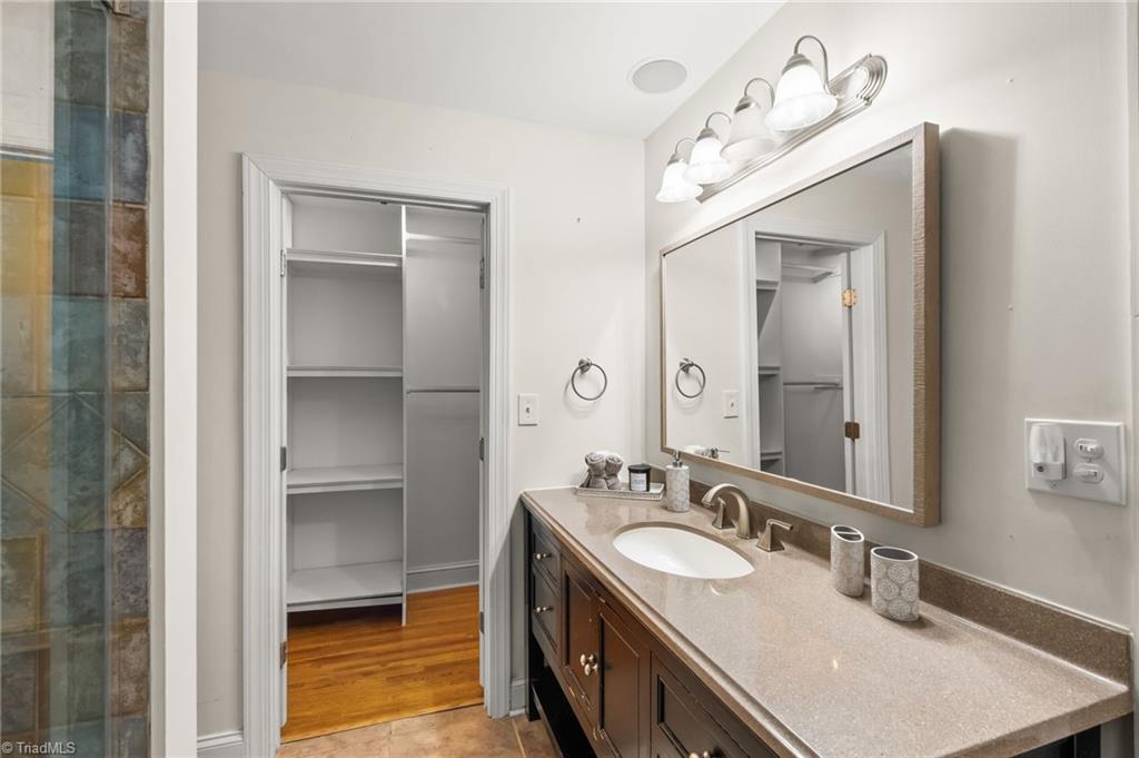 1430 Eldorada Road Winston-Salem, NC 27103 - Photo 20 of 45 Walk in closet