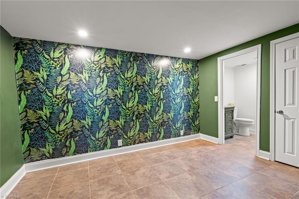 1430 Eldorada Road Winston-Salem, NC 27103 - Photo 32 of 45 3rd Bedroom in lower level with en suite bathroom.