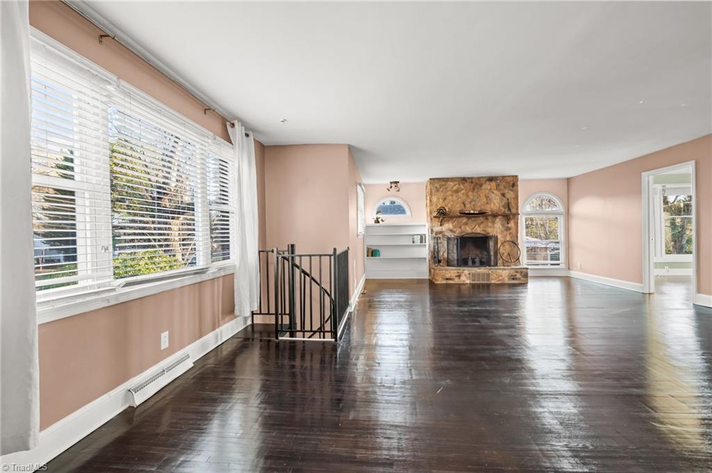 1430 Eldorada Road Winston-Salem, NC 27103 - Photo 5 of 45 so much room....so many windows...