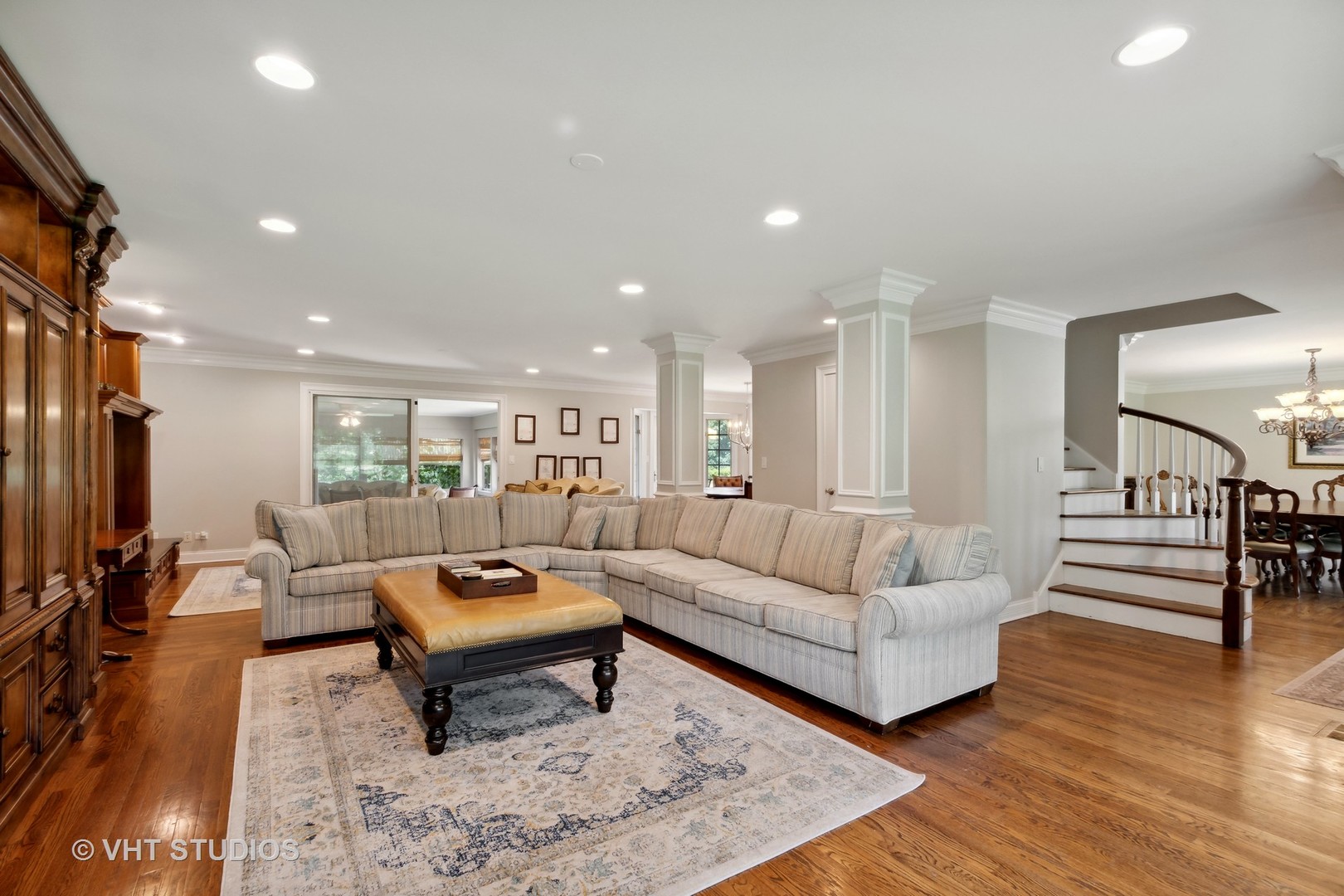 562 A Aberdeen Road Frankfort, IL 60423 - Photo 12 of 47 a living room with furniture and a table with wooden floor