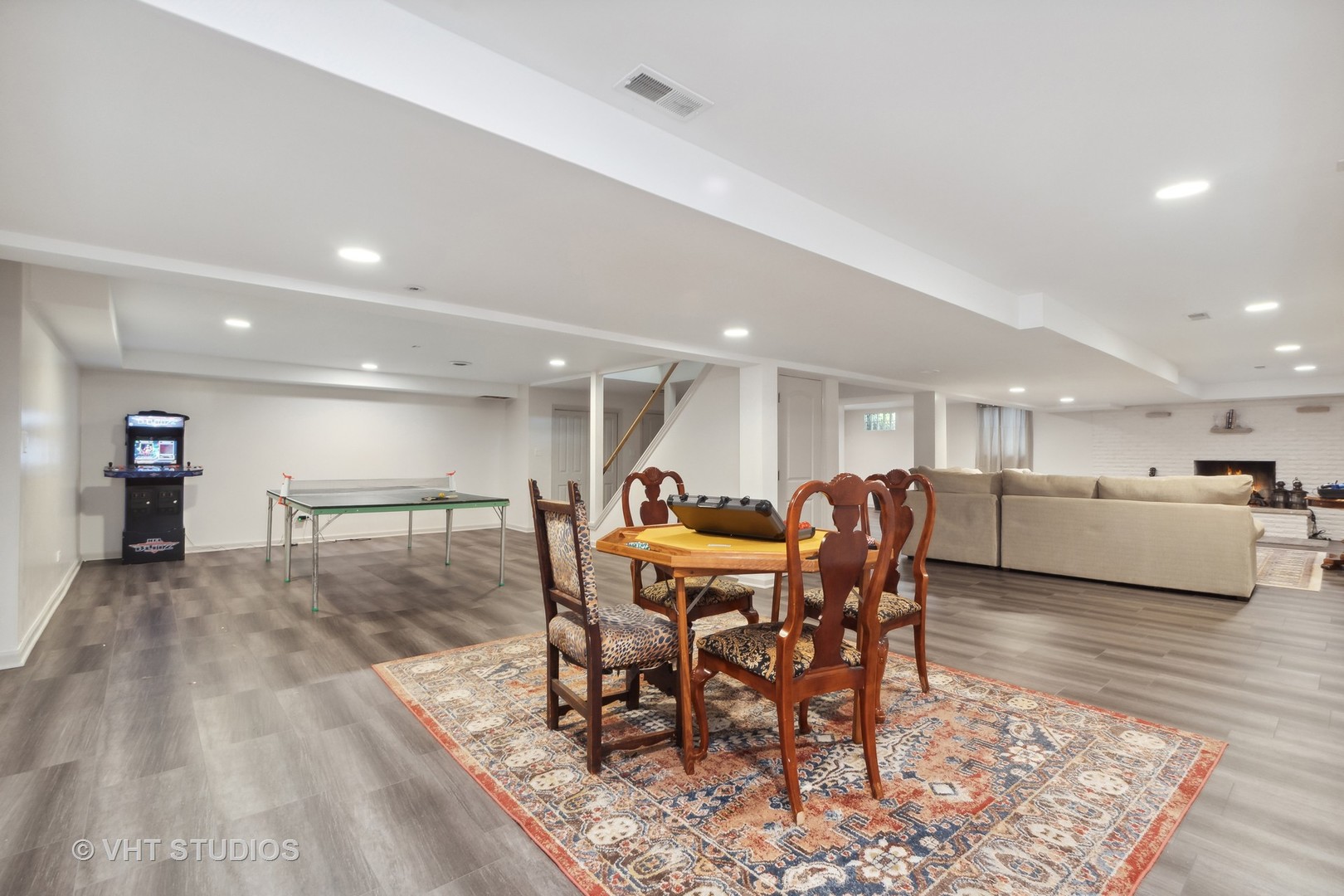 562 A Aberdeen Road Frankfort, IL 60423 - Photo 31 of 47 a dining room with furniture and wooden floor