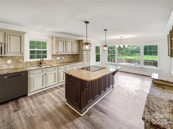 $619,000 | 8117 Shannon Woods Lane, Matthews, NC 28104