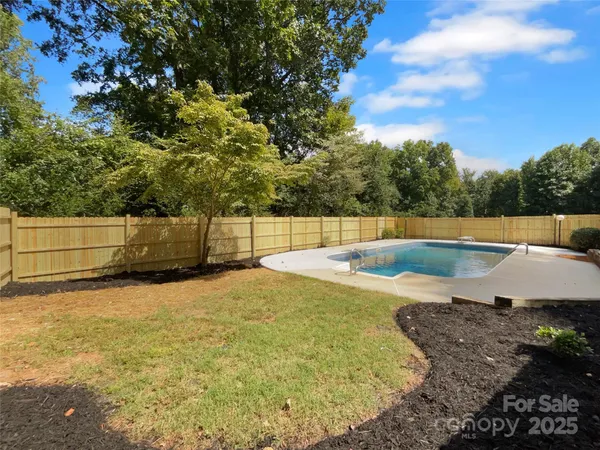 $619,000 | 8117 Shannon Woods Lane, Matthews, NC 28104
