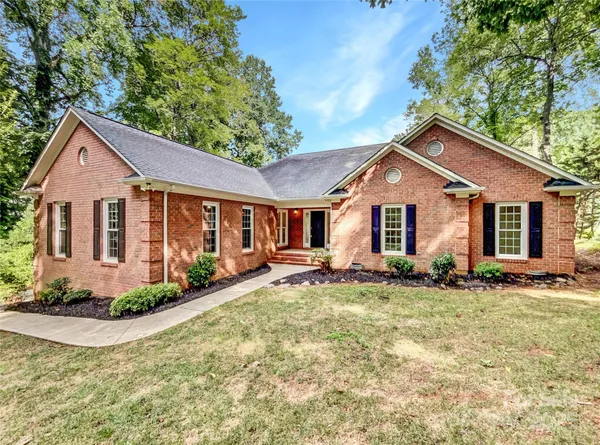 $619,000 | 8117 Shannon Woods Lane, Matthews, NC 28104