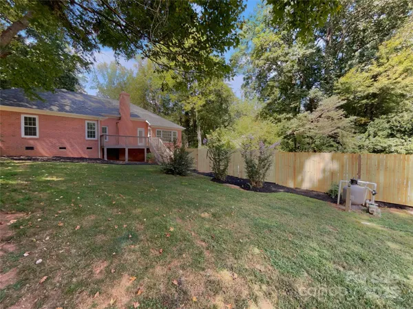 $619,000 | 8117 Shannon Woods Lane, Matthews, NC 28104