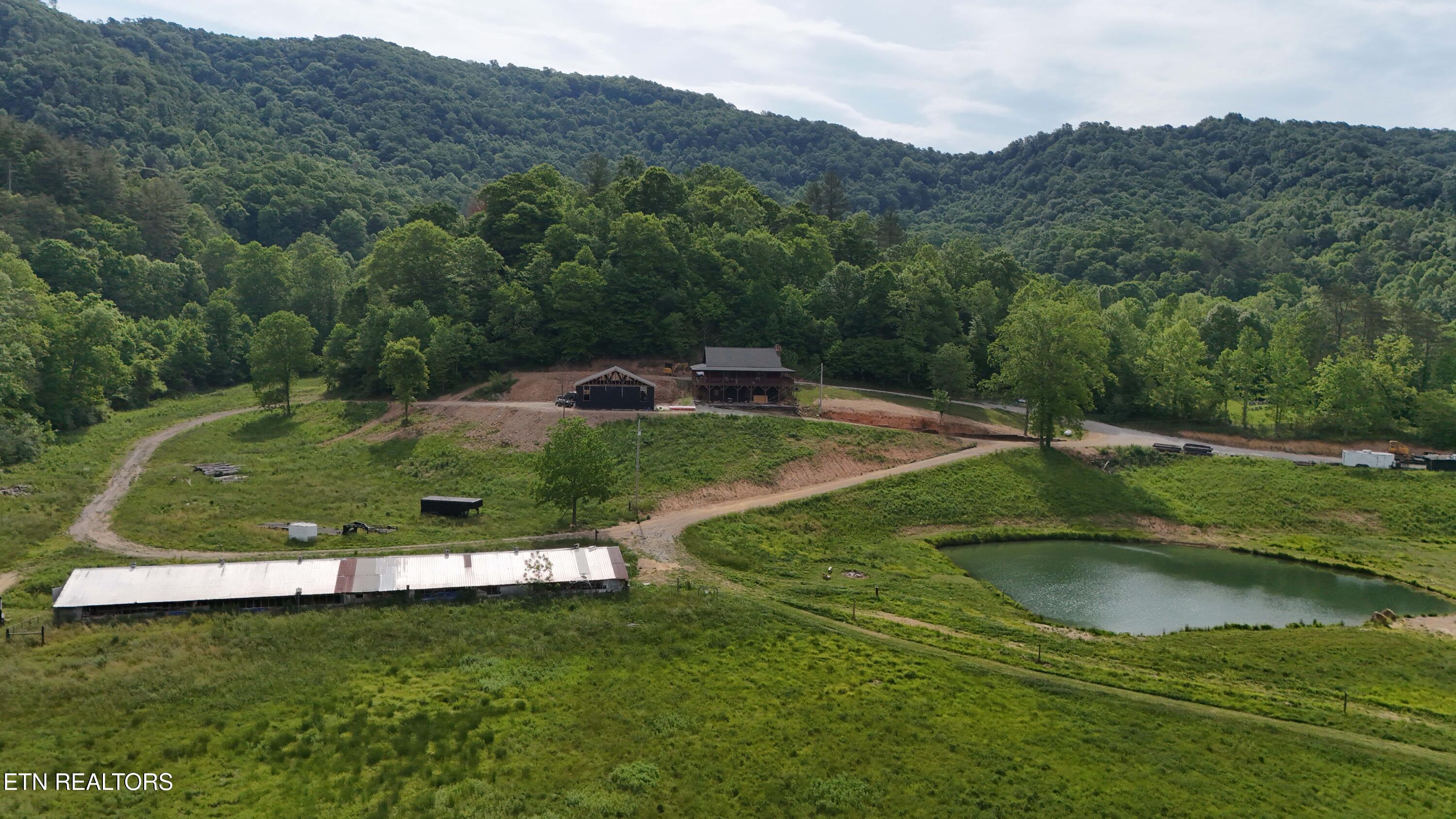1095 Stanley Creek Road Oneida, TN 37841 - Photo 10 of 57 14sc