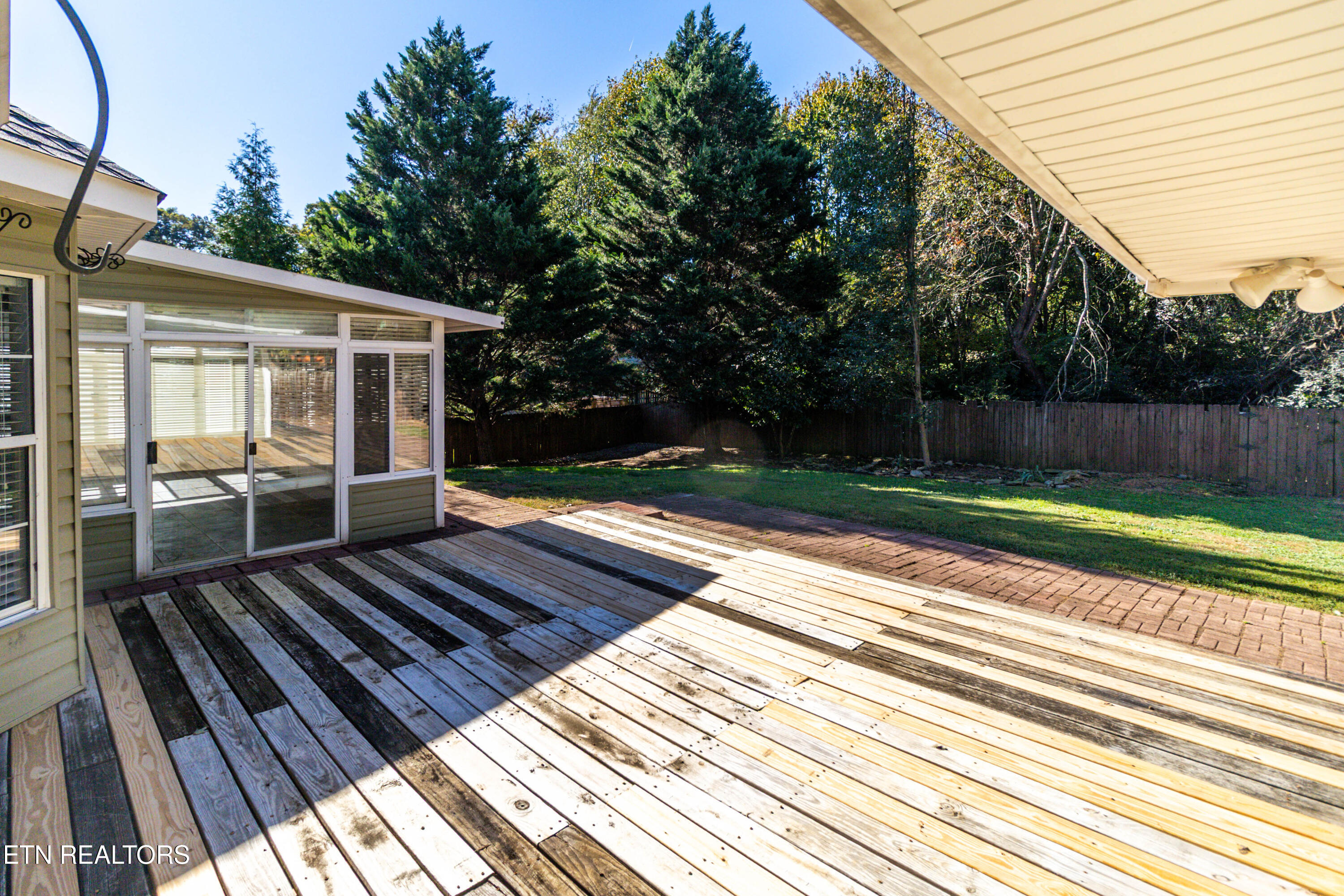 1633 Cheney Road Knoxville, TN 37922 - Photo 29 of 43 Back Yard