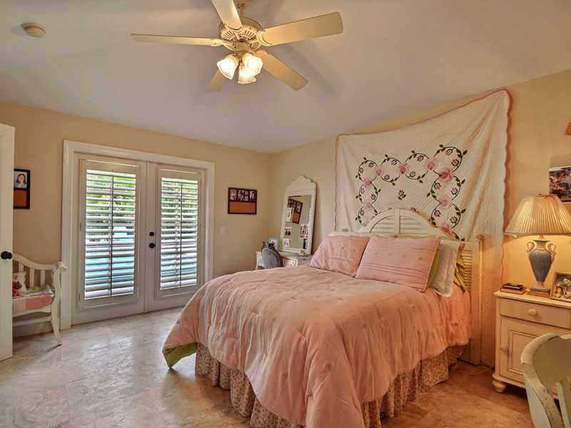 476 Fiddlewood Road Vero Beach, FL 32963 - Photo 14 of 25 Gallery Image 14