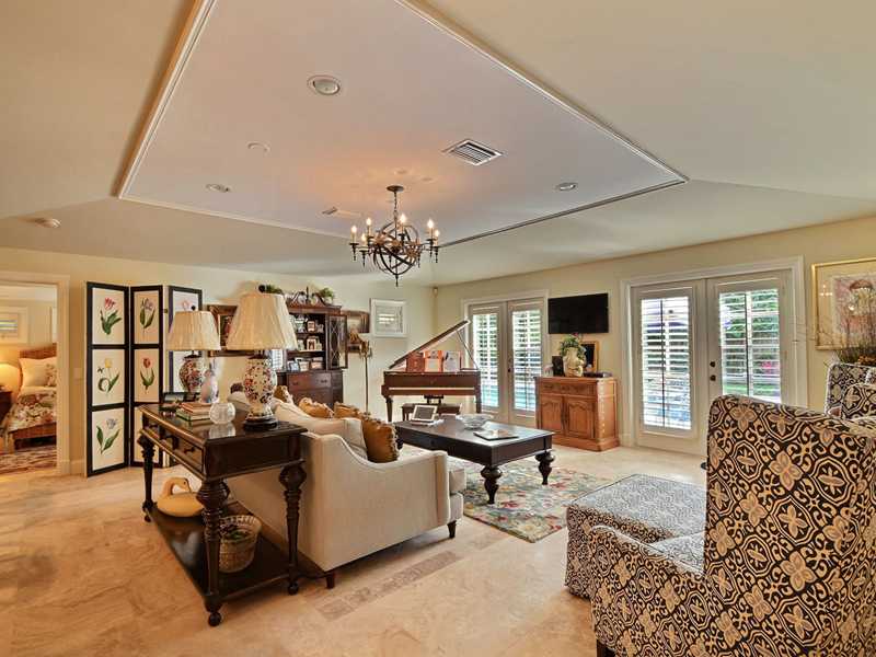 476 Fiddlewood Road Vero Beach, FL 32963 - Photo 8 of 25 Gallery Image 8