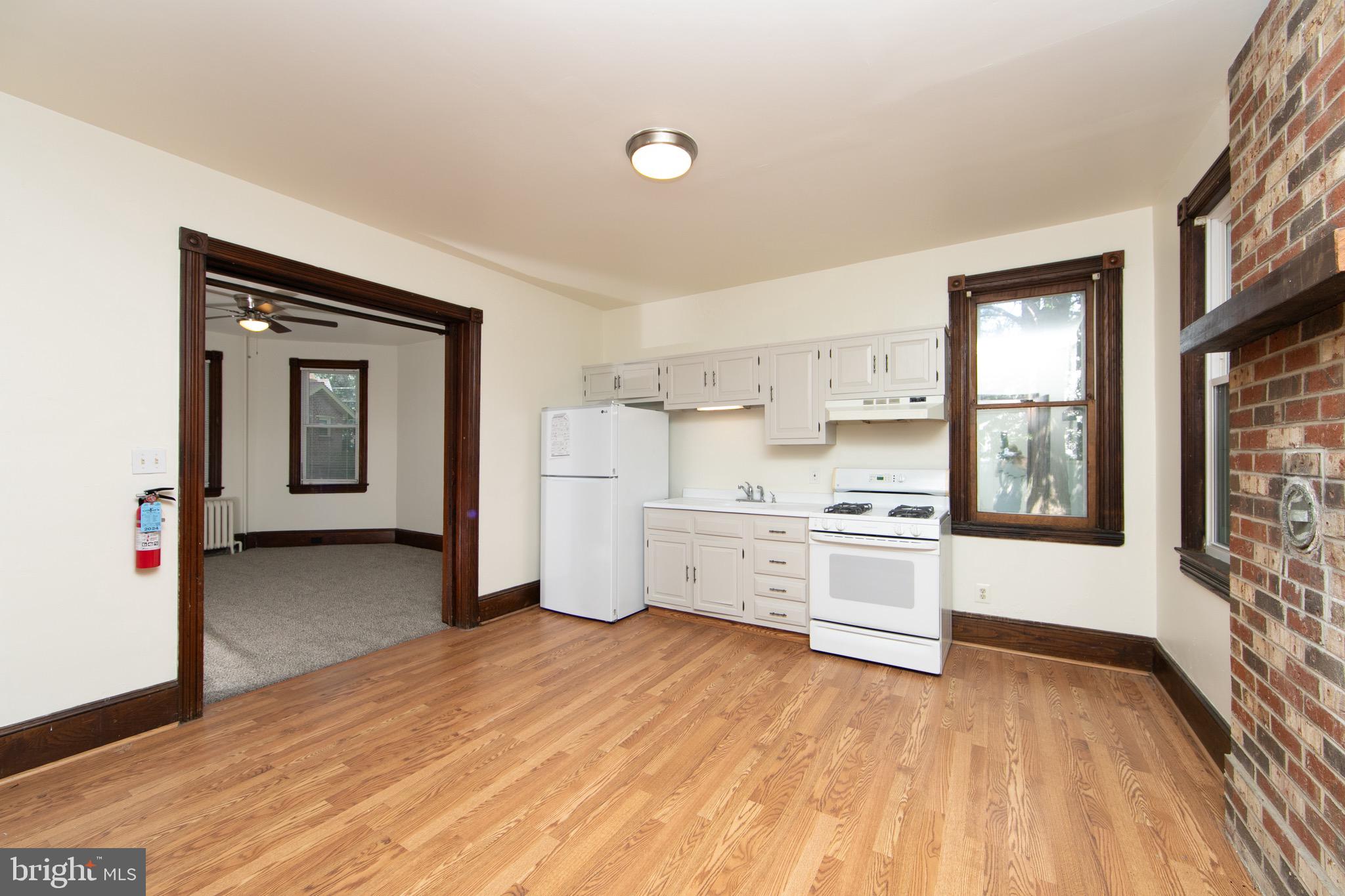 238 South Pavilion Avenue Riverside, NJ 08075 - Photo 25 of 56 Unit B