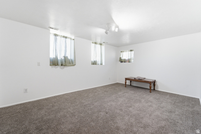 373 West 2725 South Bountiful, UT 84010 - Photo 23 of 34