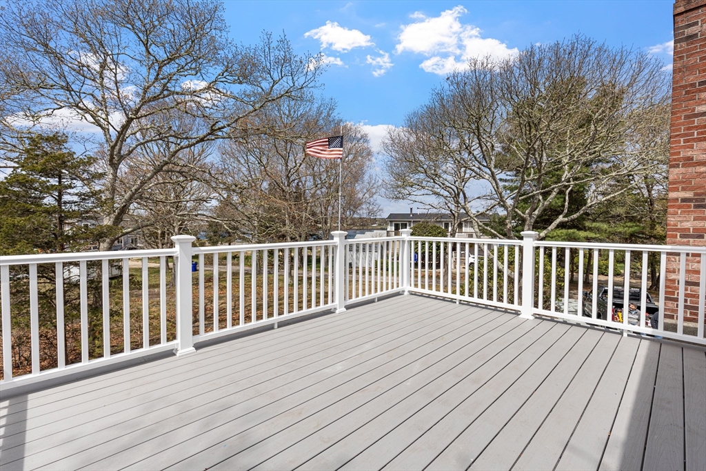 5 Bell Road Bourne, MA 02532 - Photo 12 of 28
