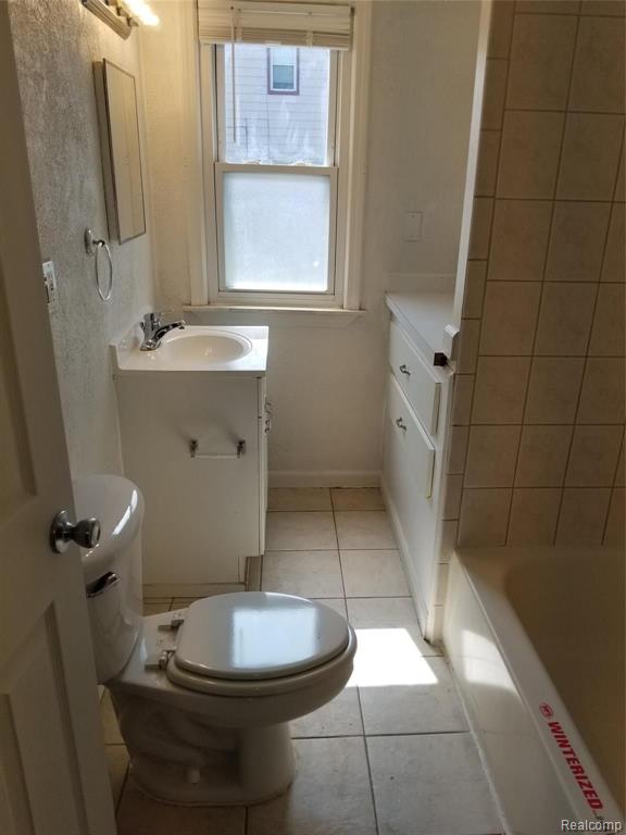 23767 Piper Avenue Eastpointe, MI 48021 - Photo 9 of 16