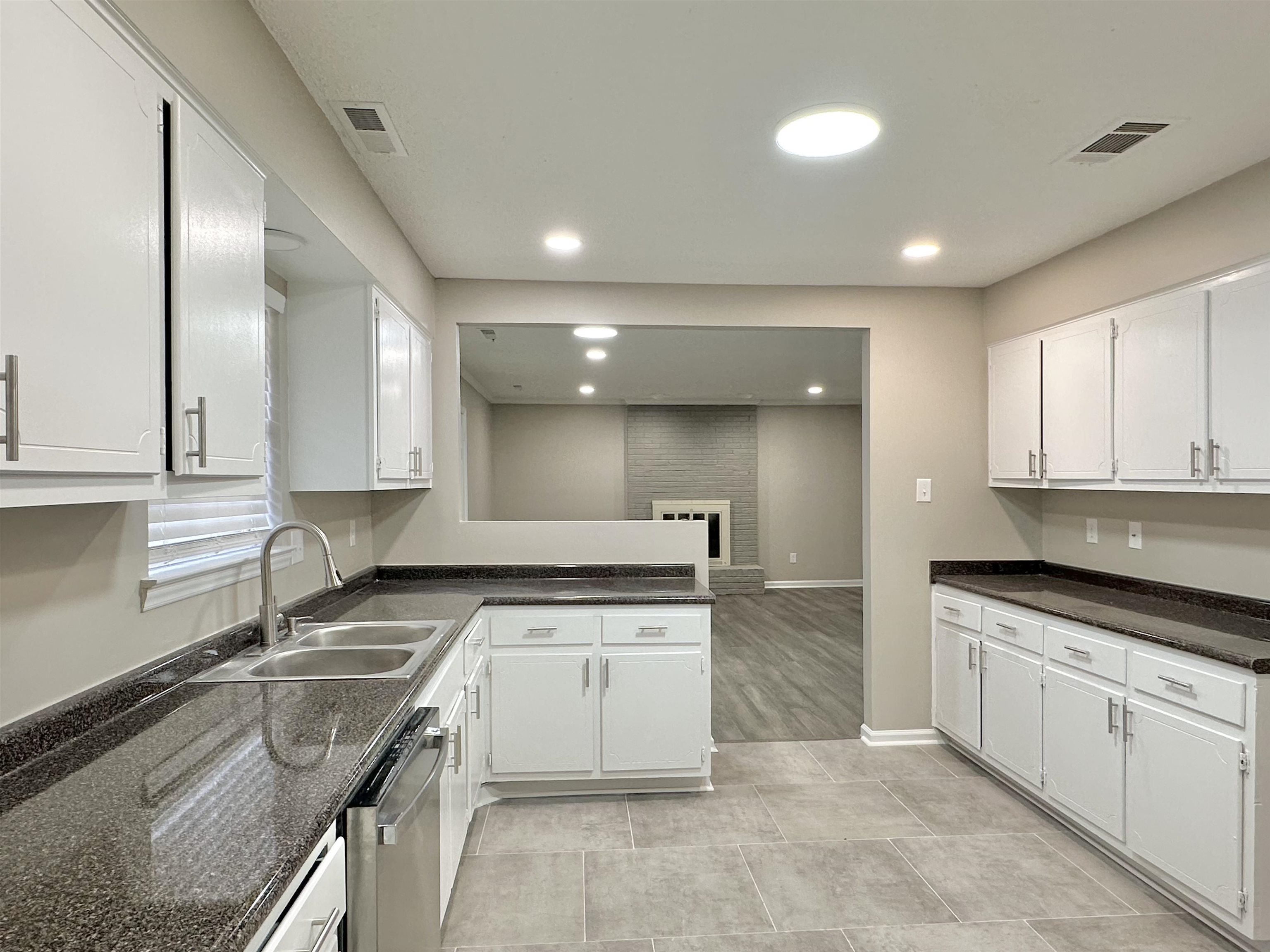 5335 Rock Ridge Cove Memphis, TN 38134 - Photo 5 of 32