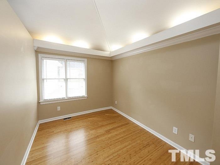 3453 Mill Run Raleigh, NC 27612 - Photo 6 of 8