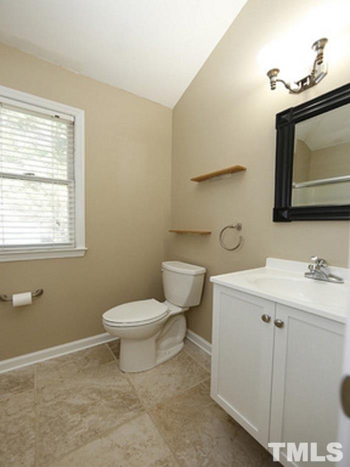 3453 Mill Run Raleigh, NC 27612 - Photo 7 of 8