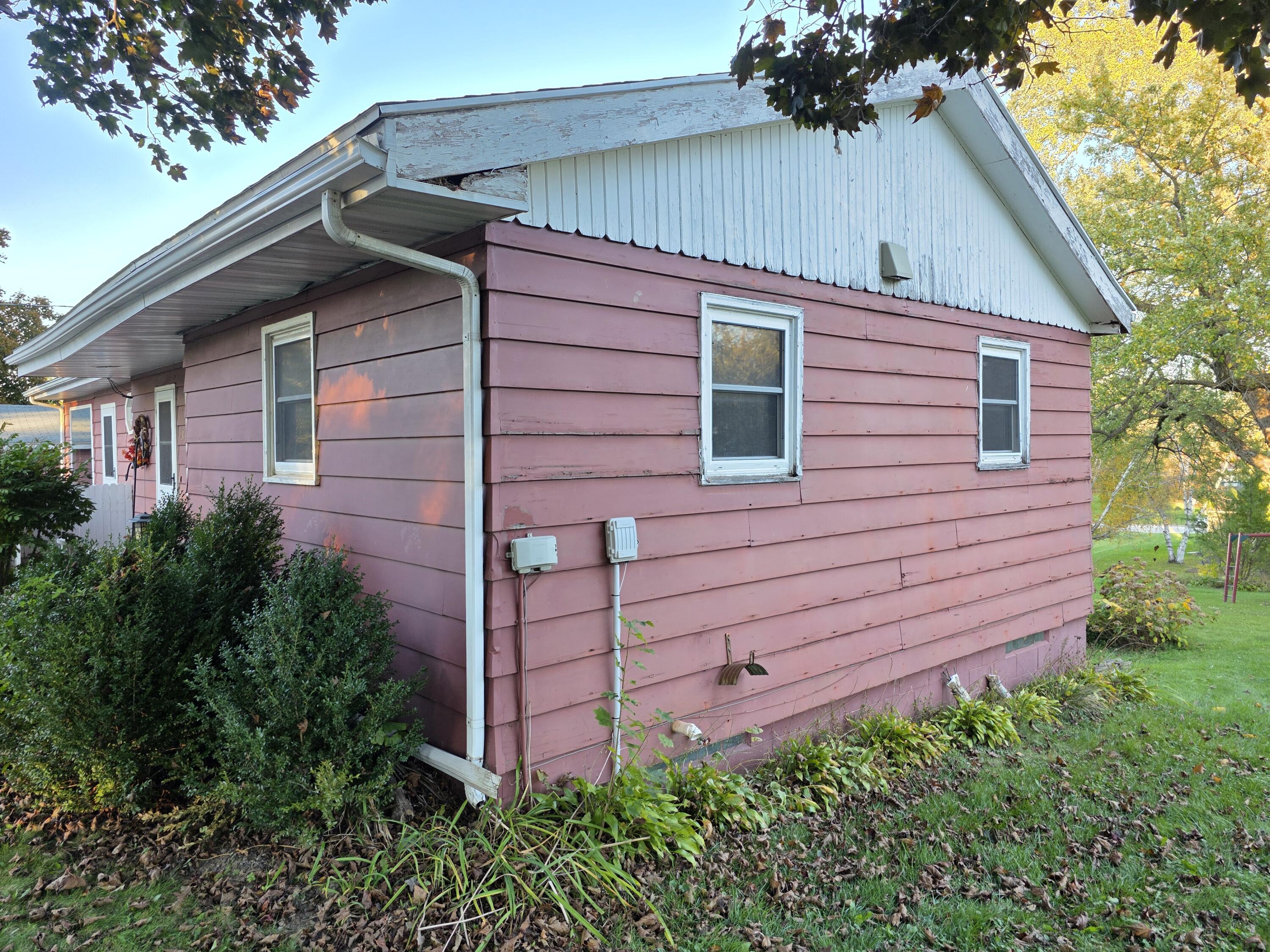 630 Albion Street Cashton, WI 54619 - Photo 28 of 31 5355