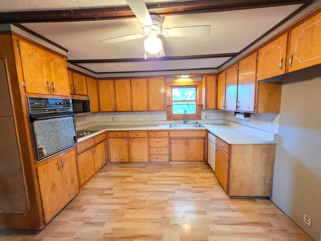 $170,000 | 630 Albion Street, Cashton, WI 54619