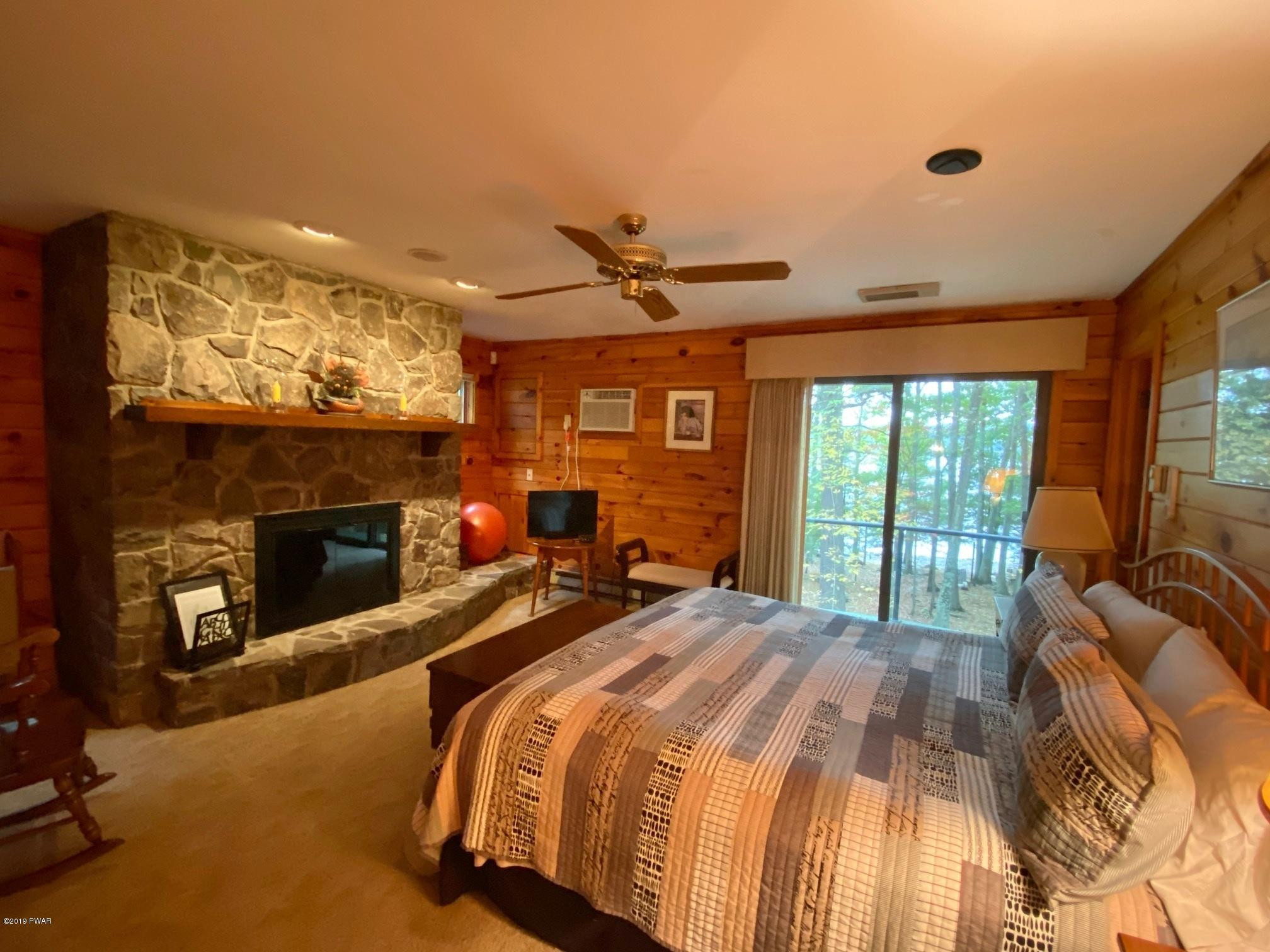 30 Ledge Road Lakeville, PA 18438 - Photo 23 of 45 18-master bedroom