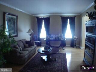 960 Wooded Pond Road Ambler, PA 19002 - Photo 2 of 9 Gallery Image 2