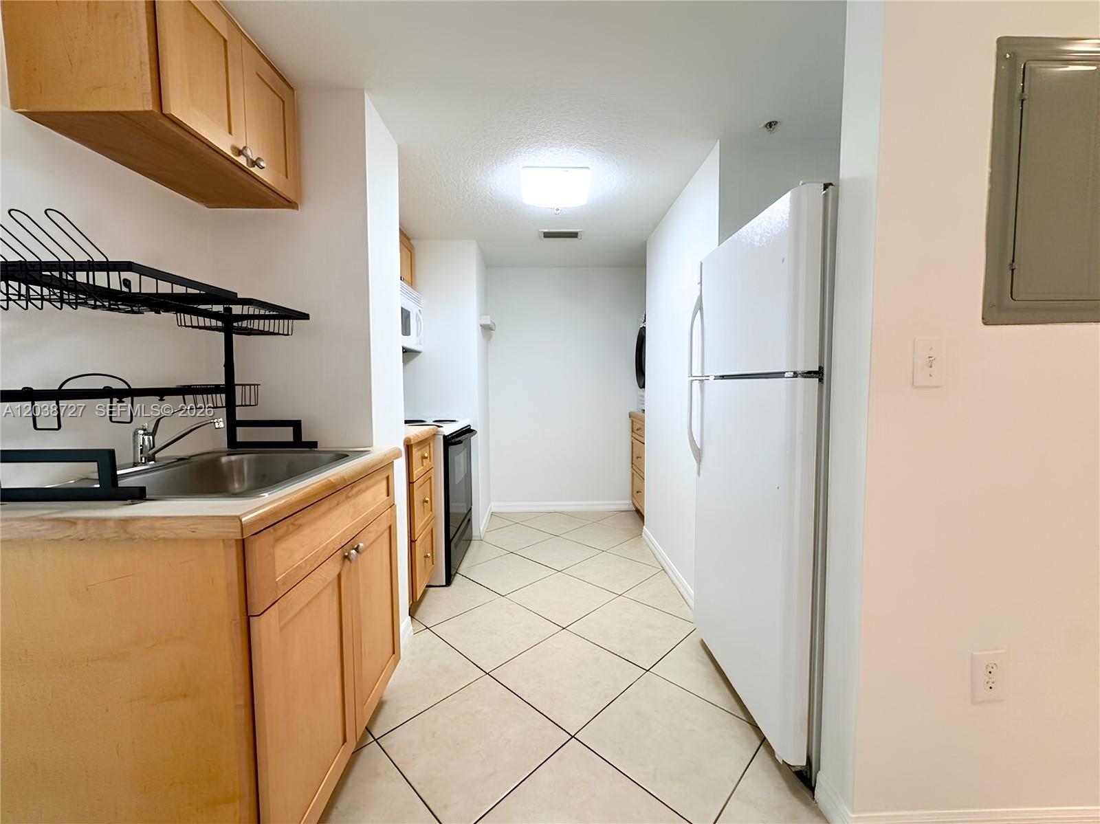 2630 Southwest 28th Street, Unit 44 Miami, FL 33133 - Photo 5 of 12