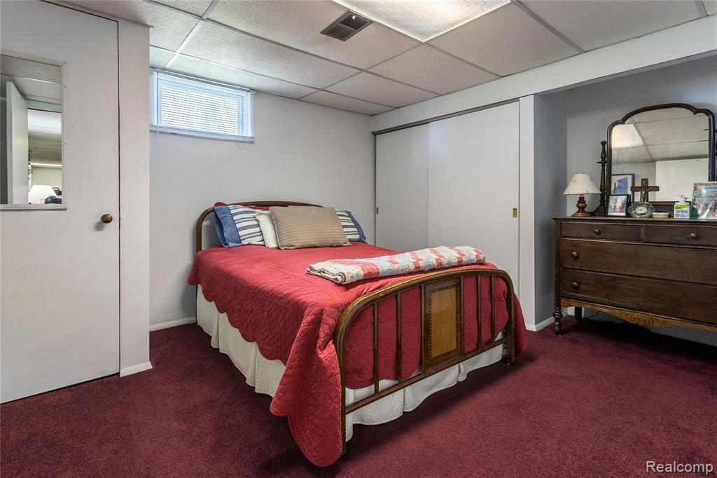 7091 Calkins Road Flint, MI 48532 - Photo 27 of 33