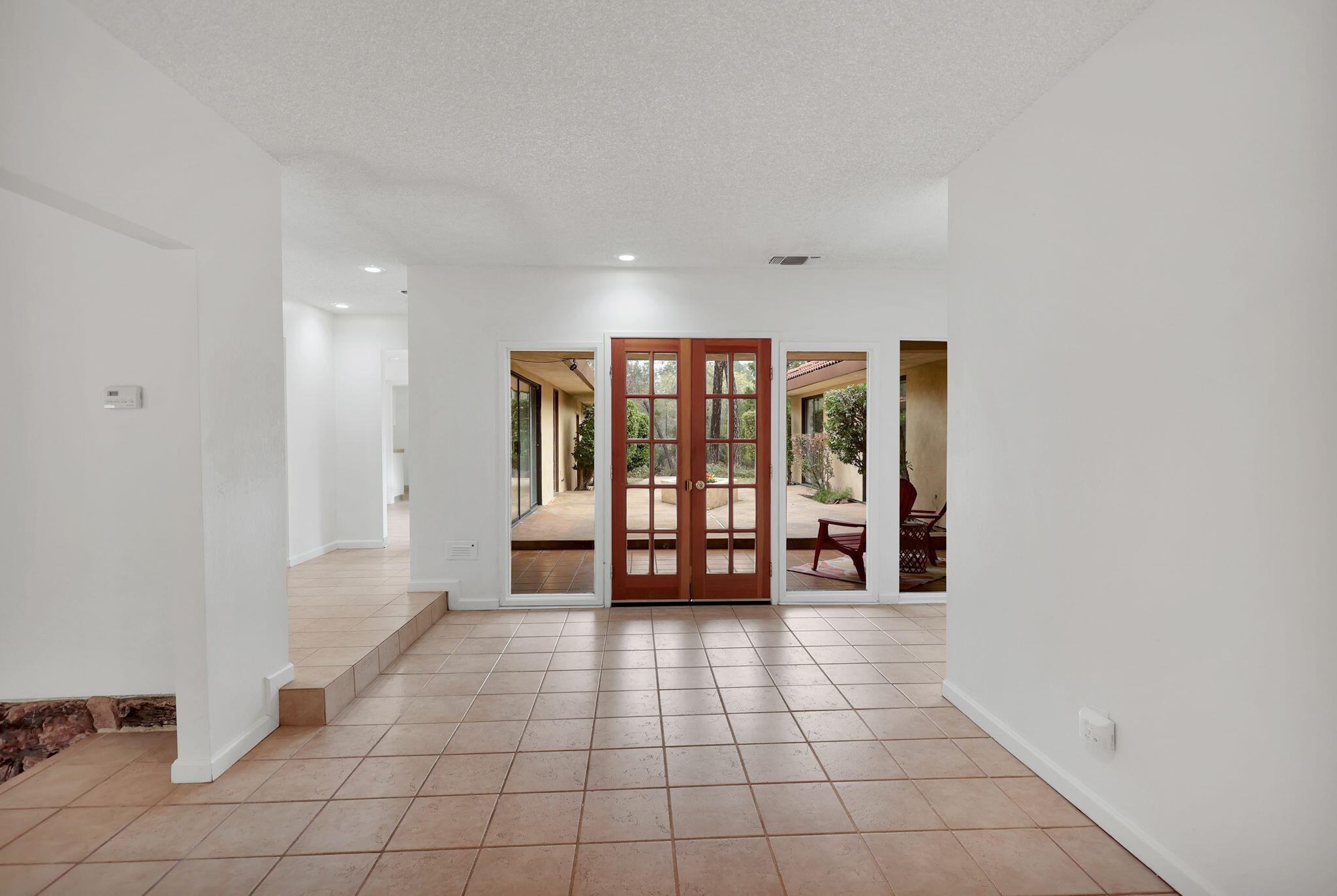13144 Bear Mountain Road Redding, CA 96003 - Photo 10 of 69 12-web-or-mls-_K3A9554