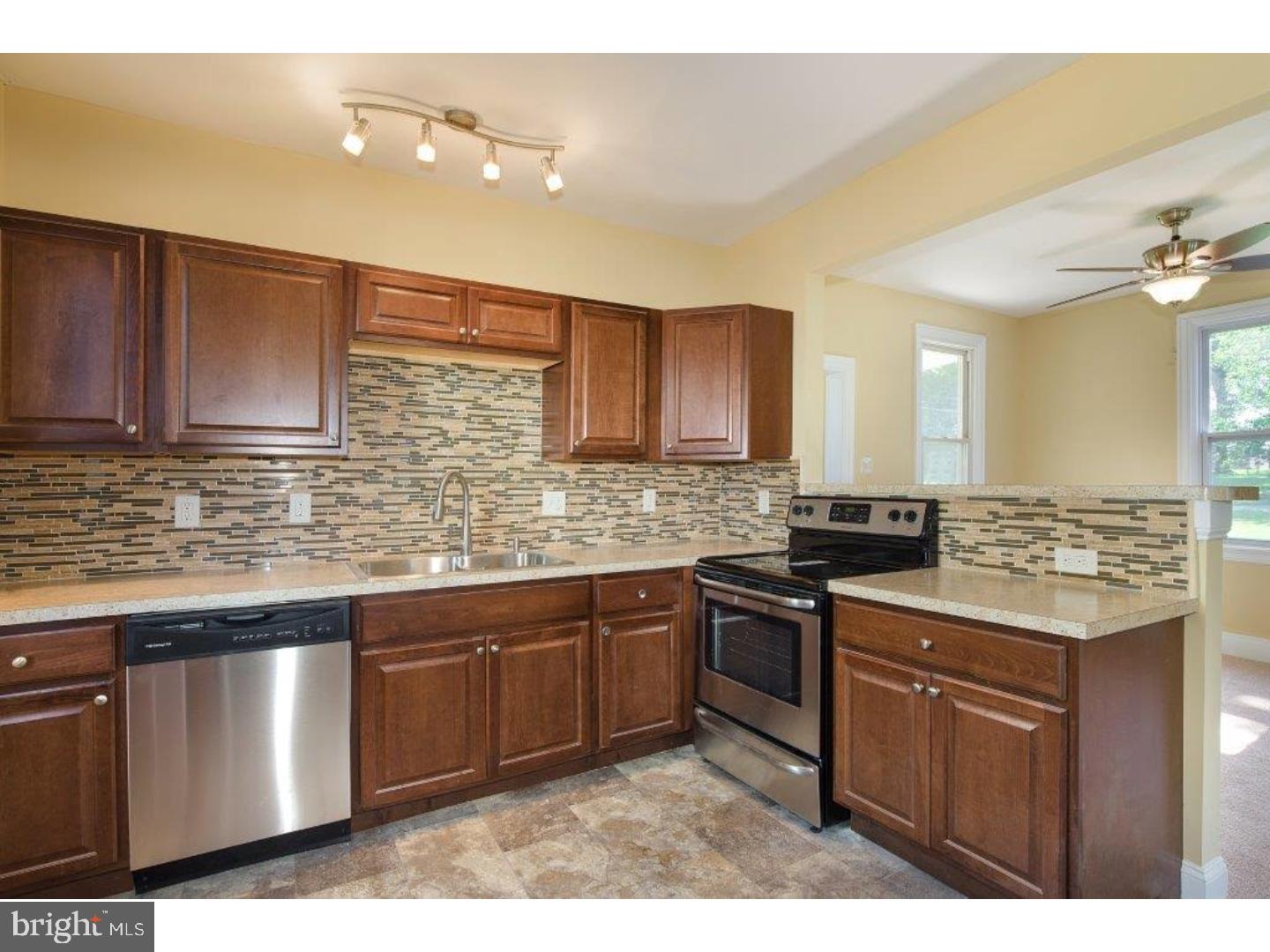 719 Kimmerlings Road Lebanon, PA 17046 - Photo 14 of 25 Gallery Image 14