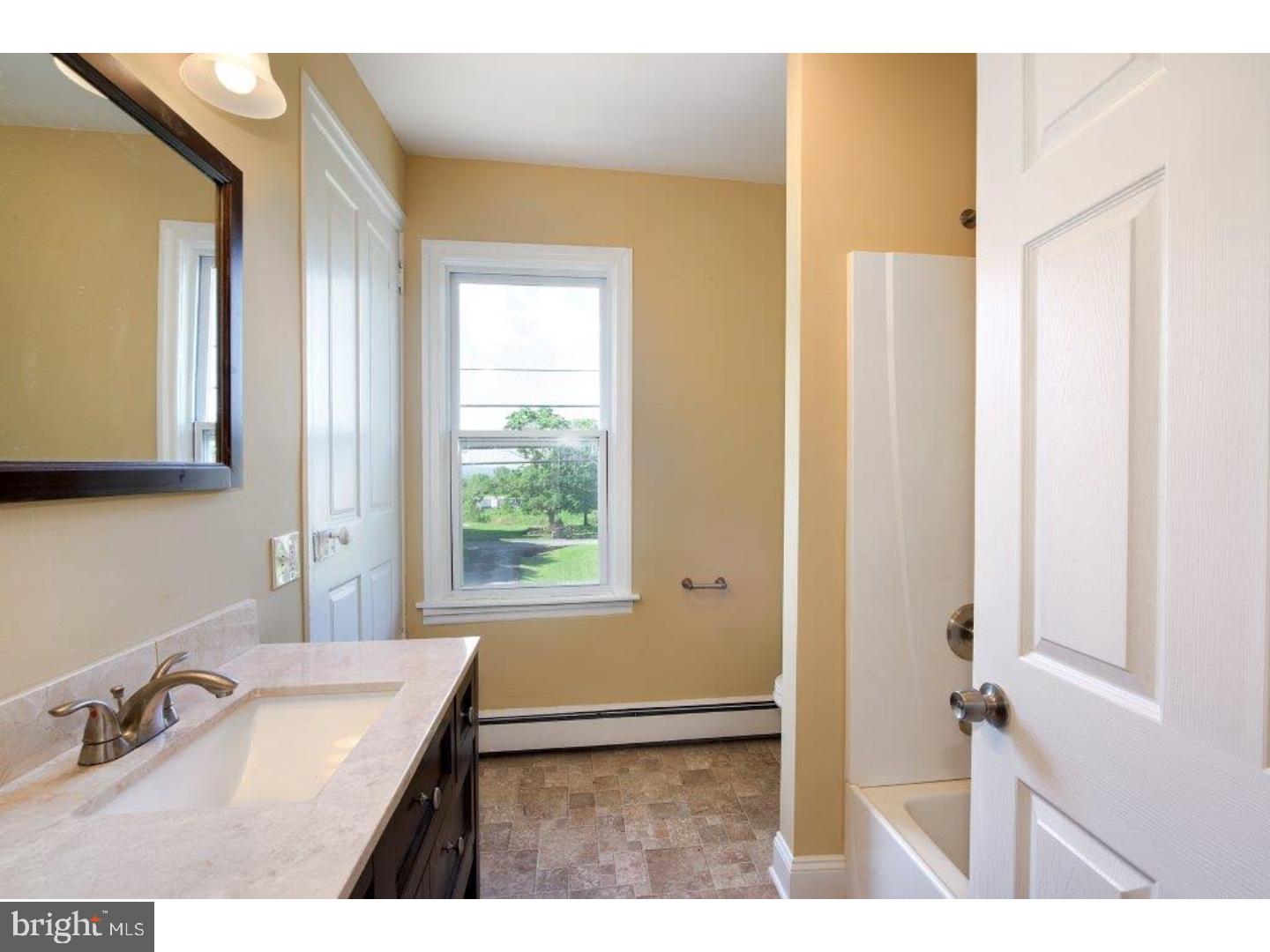 719 Kimmerlings Road Lebanon, PA 17046 - Photo 17 of 25 Gallery Image 17