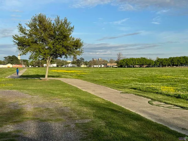 $99,000 | Tbd Florida Avenue, Port Allen, LA 70767