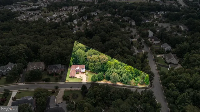 $865,000 | 1001 Featherston Court, Fredericksburg, VA 22401