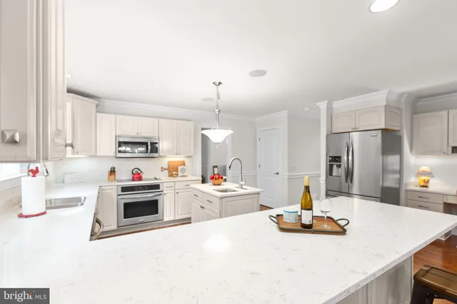 $865,000 | 1001 Featherston Court, Fredericksburg, VA 22401