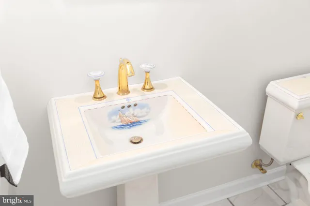 $865,000 | 1001 Featherston Court, Fredericksburg, VA 22401