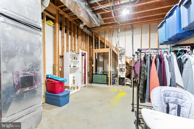 $865,000 | 1001 Featherston Court, Fredericksburg, VA 22401